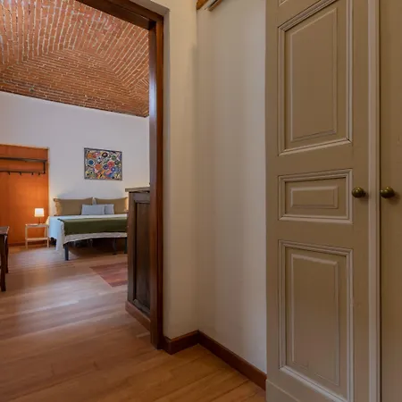 Del Cortiletto By Wonderful Italy * Turin